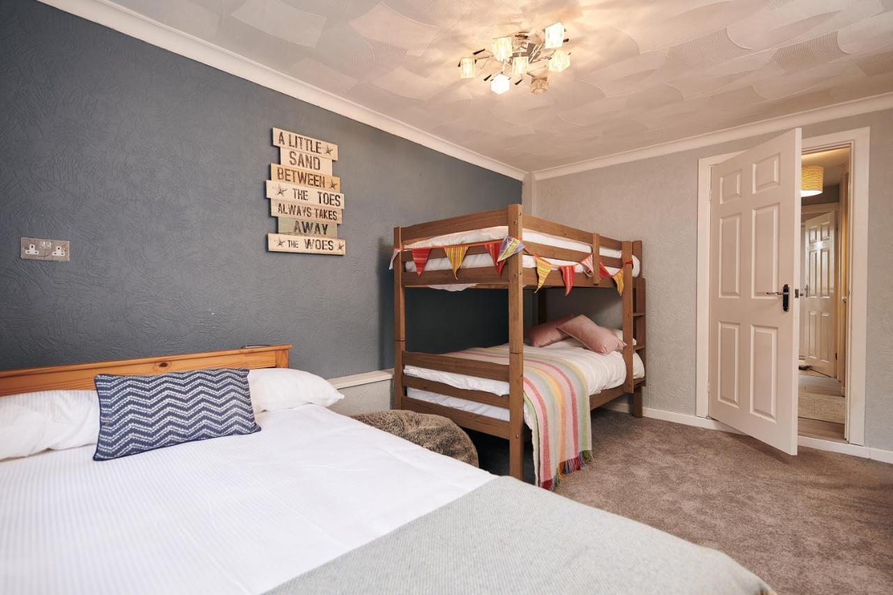 Sea Gem- Beautiful Family Home With Stunning Sea Views & Garden Tenby Eksteriør billede